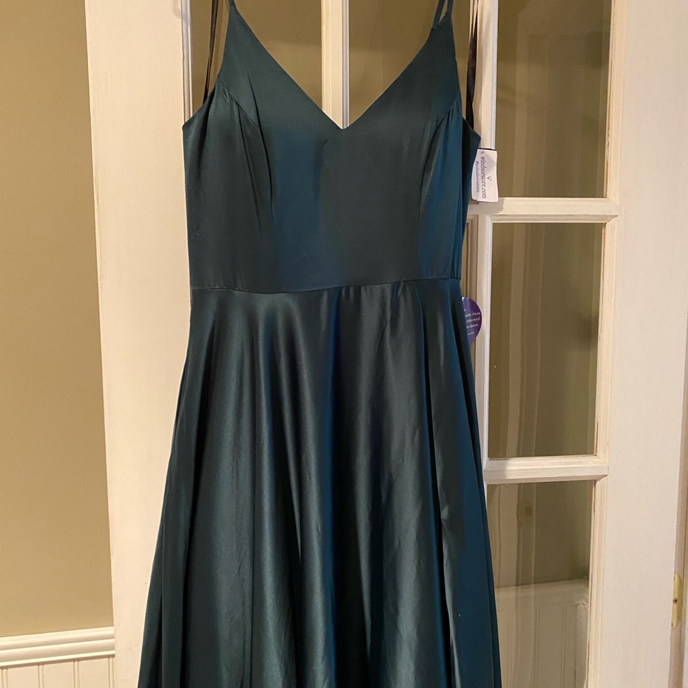Windsor Juliet Formal Prom dress size 9 NWT. Hunter green